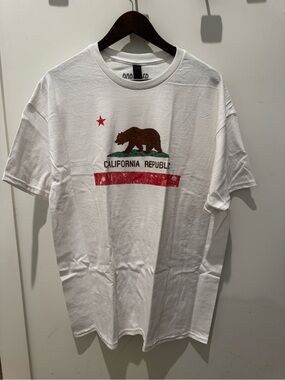Popkiller | California Republic Bear Graphic T-Shirt | White | XL | NWOT
